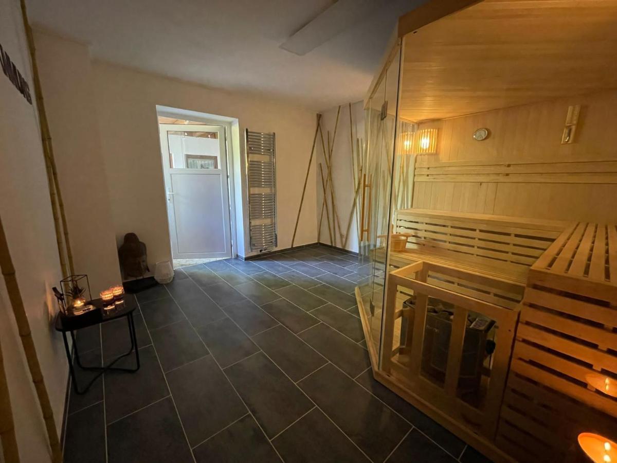 Stilvolle Wellness-Ferienwohnung In Neef Whirlpool, Sauna, Grill, Fitness, Billard & Moselblick Buitenkant foto
