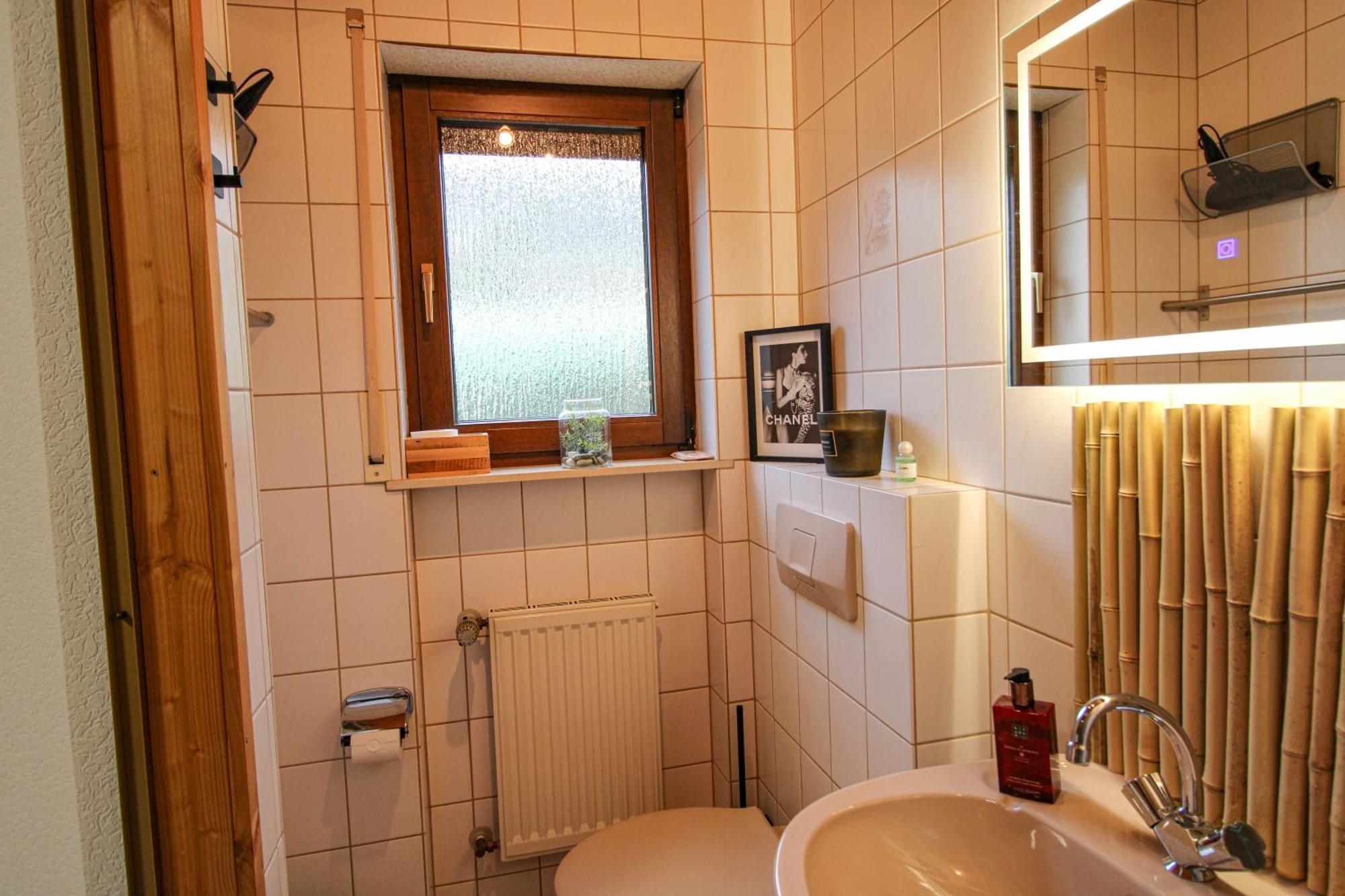 Stilvolle Wellness-Ferienwohnung In Neef Whirlpool, Sauna, Grill, Fitness, Billard & Moselblick Buitenkant foto